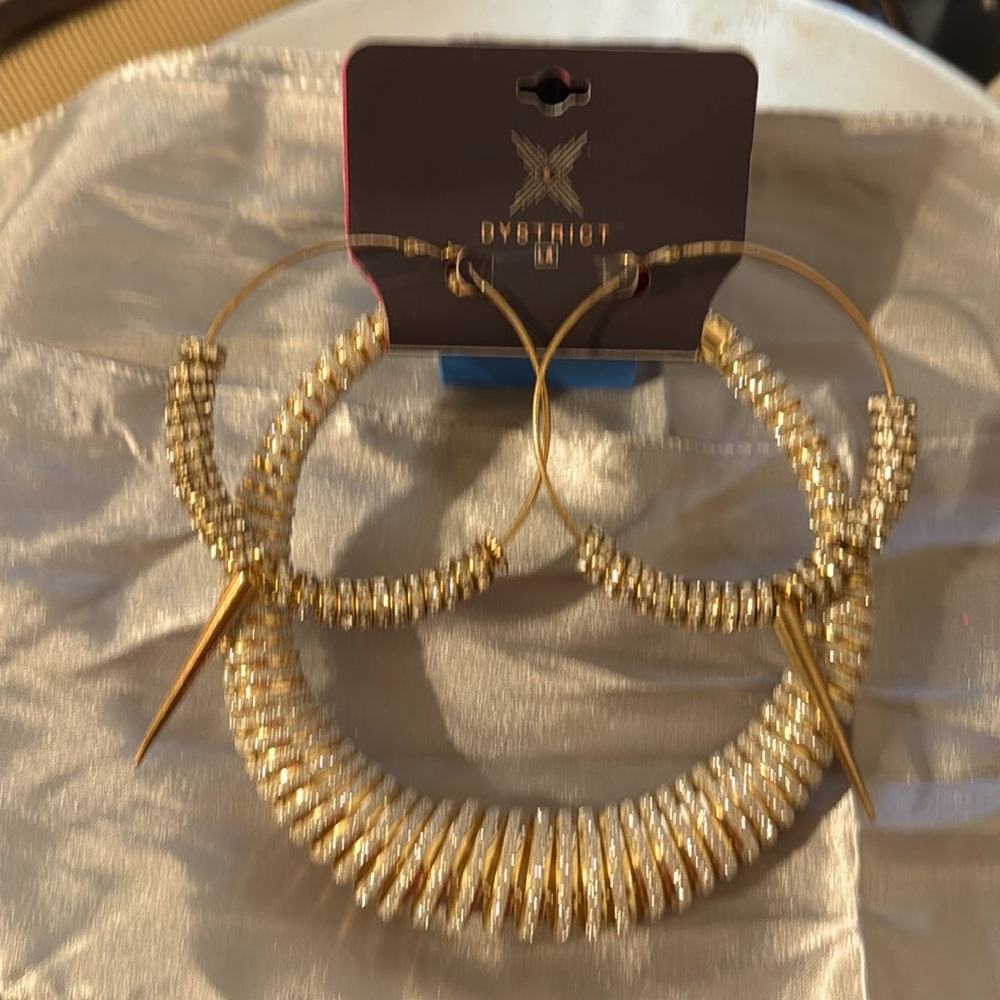 NWT Blinged Out Necklace & Earrings